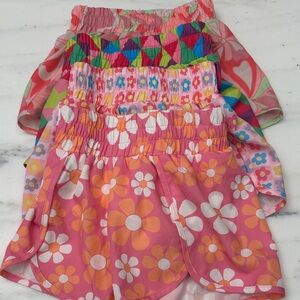 Pink Lily kids 4T Colorful Floral and Geometric shorts. Set of 4. Like new